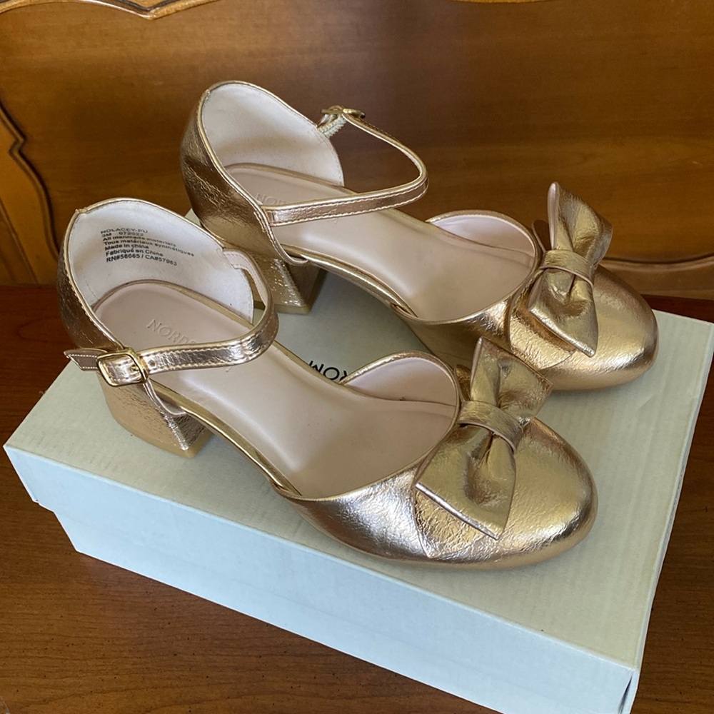 Girls Rose Gold Maryjane with Bows by Nordstrom